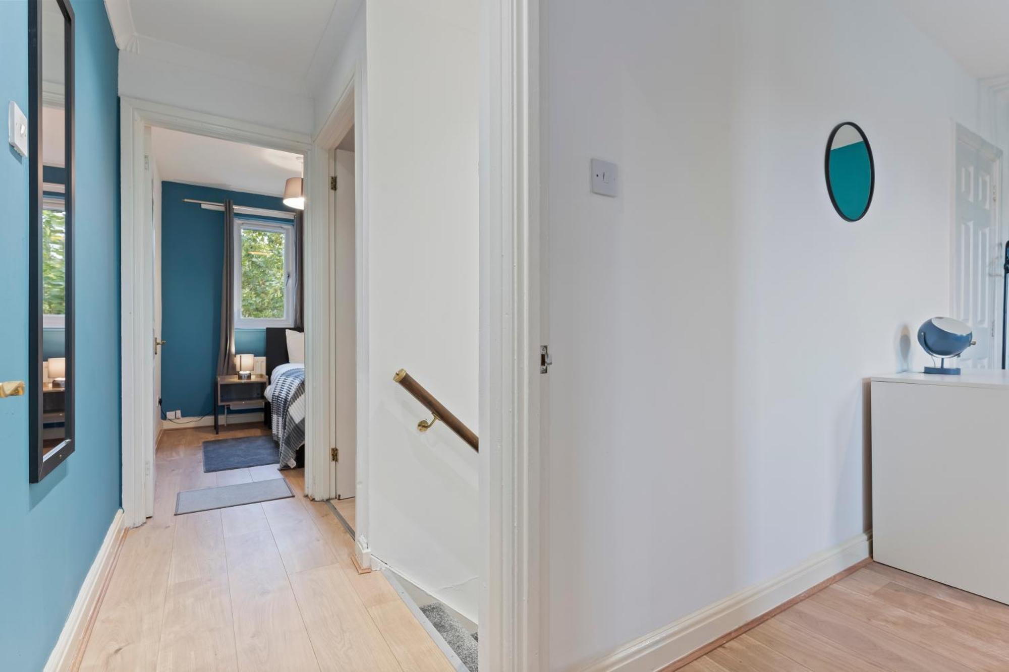 Lovely 4Br House In The City With Parking London Exterior foto